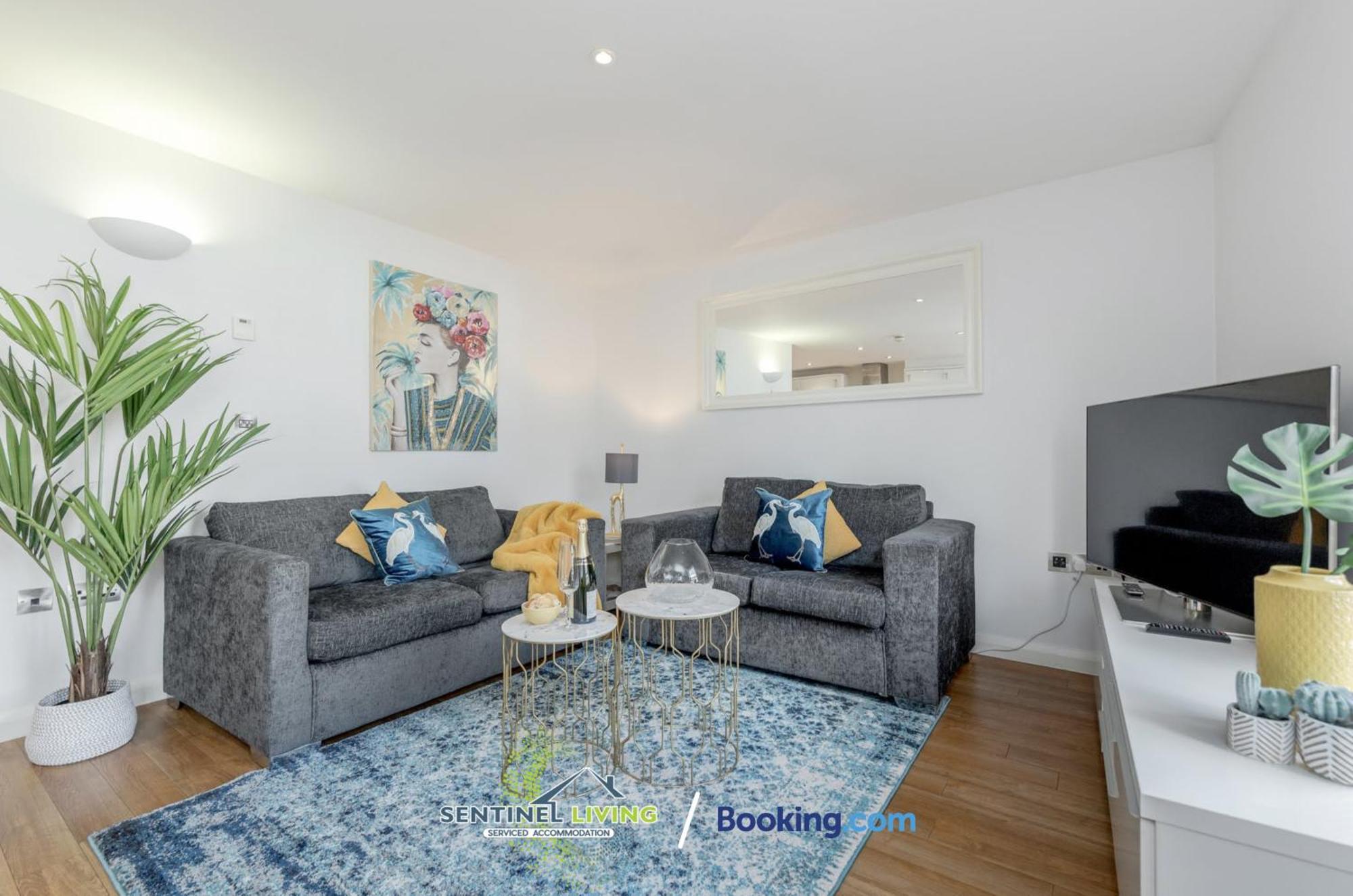 Windsor Flat 2 Bed By Sentinel Living With Free Wifi And Parking Apartment Ngoại thất bức ảnh