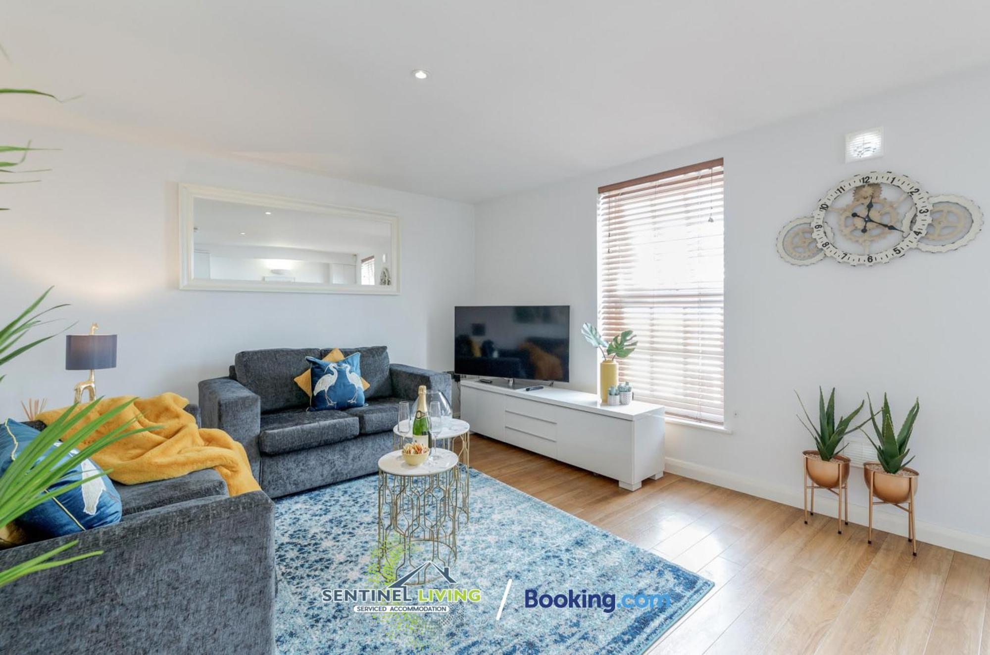 Windsor Flat 2 Bed By Sentinel Living With Free Wifi And Parking Apartment Ngoại thất bức ảnh