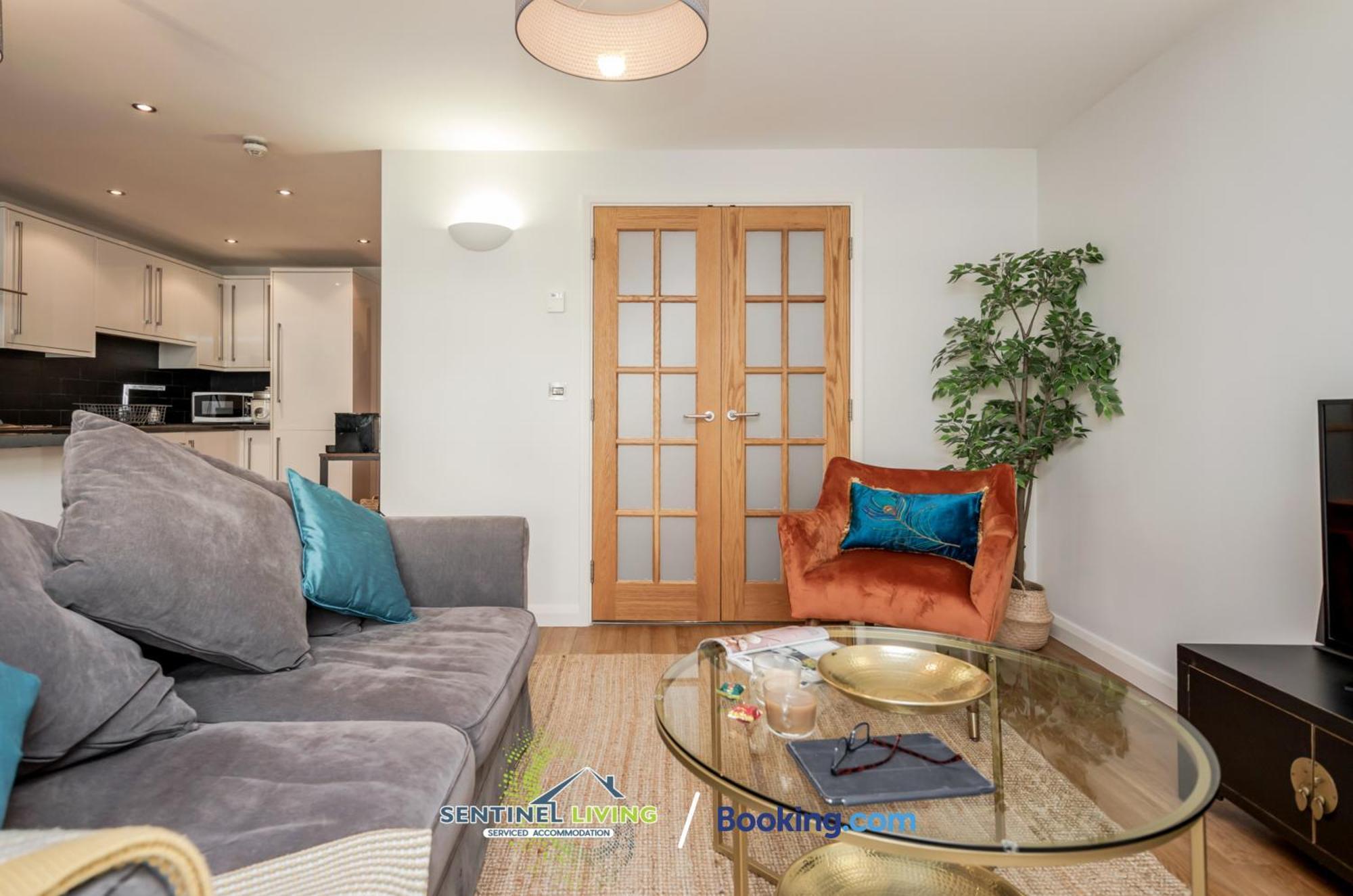 Windsor Flat 2 Bed By Sentinel Living With Free Wifi And Parking Apartment Ngoại thất bức ảnh