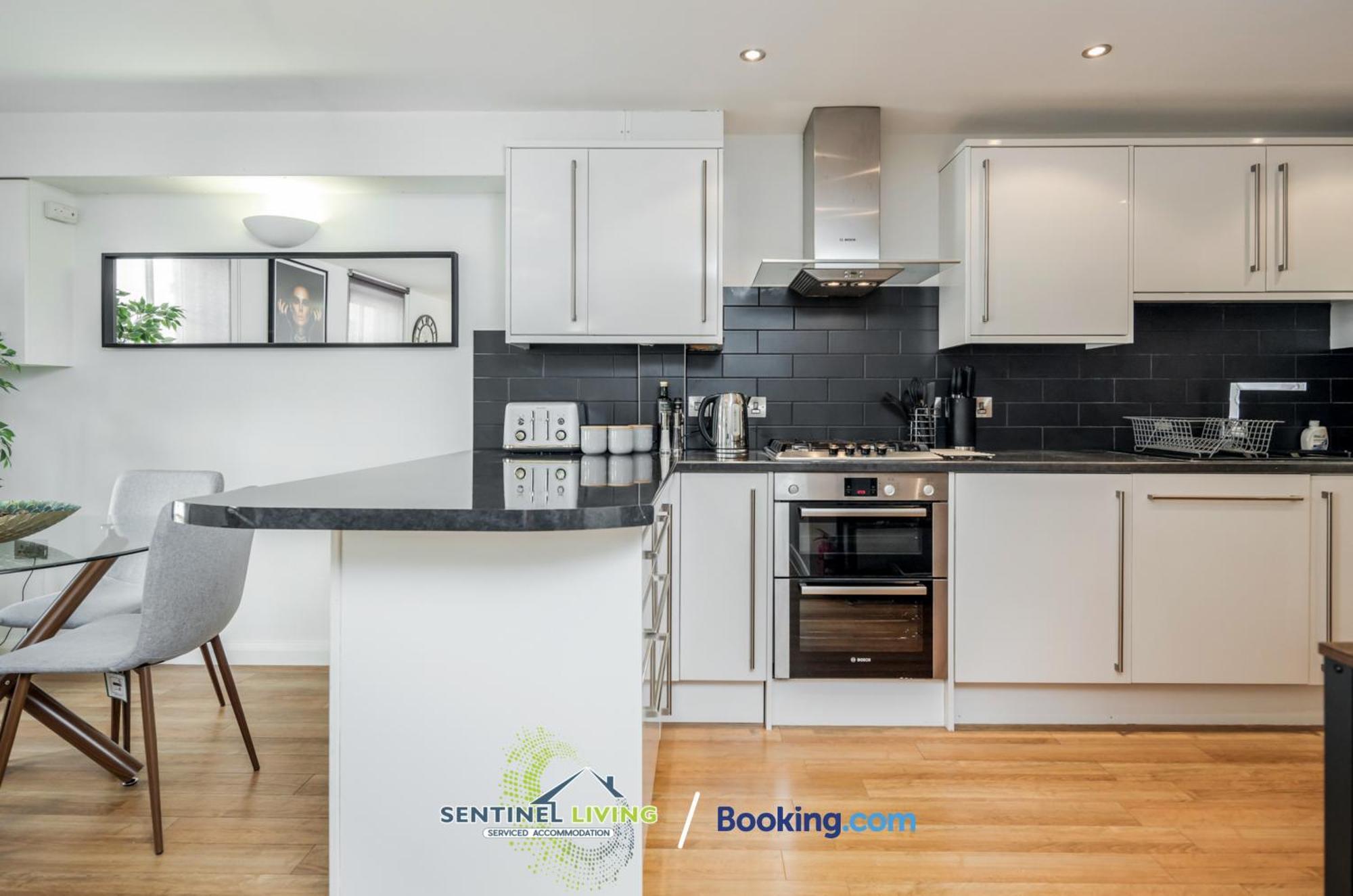 Windsor Flat 2 Bed By Sentinel Living With Free Wifi And Parking Apartment Ngoại thất bức ảnh