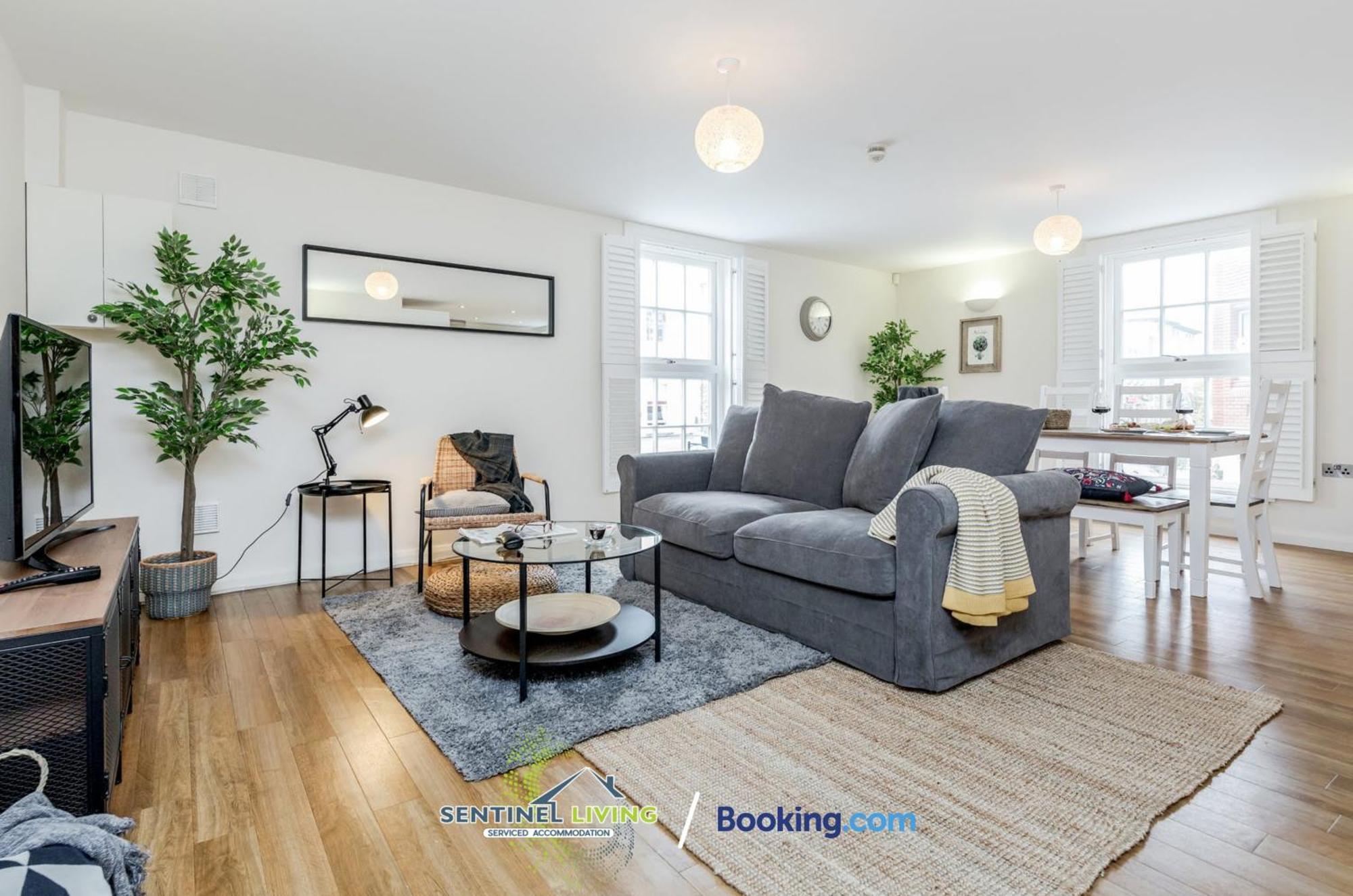 Windsor Flat 2 Bed By Sentinel Living With Free Wifi And Parking Apartment Ngoại thất bức ảnh