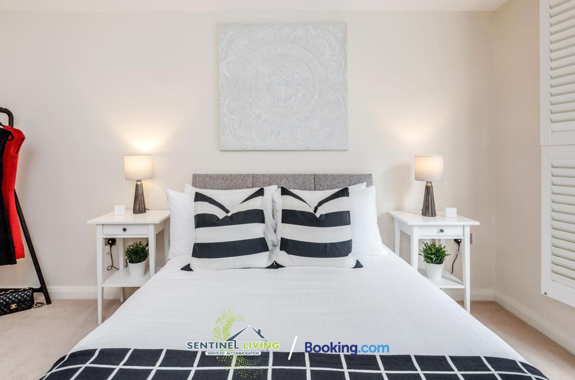 Windsor Flat 2 Bed By Sentinel Living With Free Wifi And Parking Apartment Ngoại thất bức ảnh