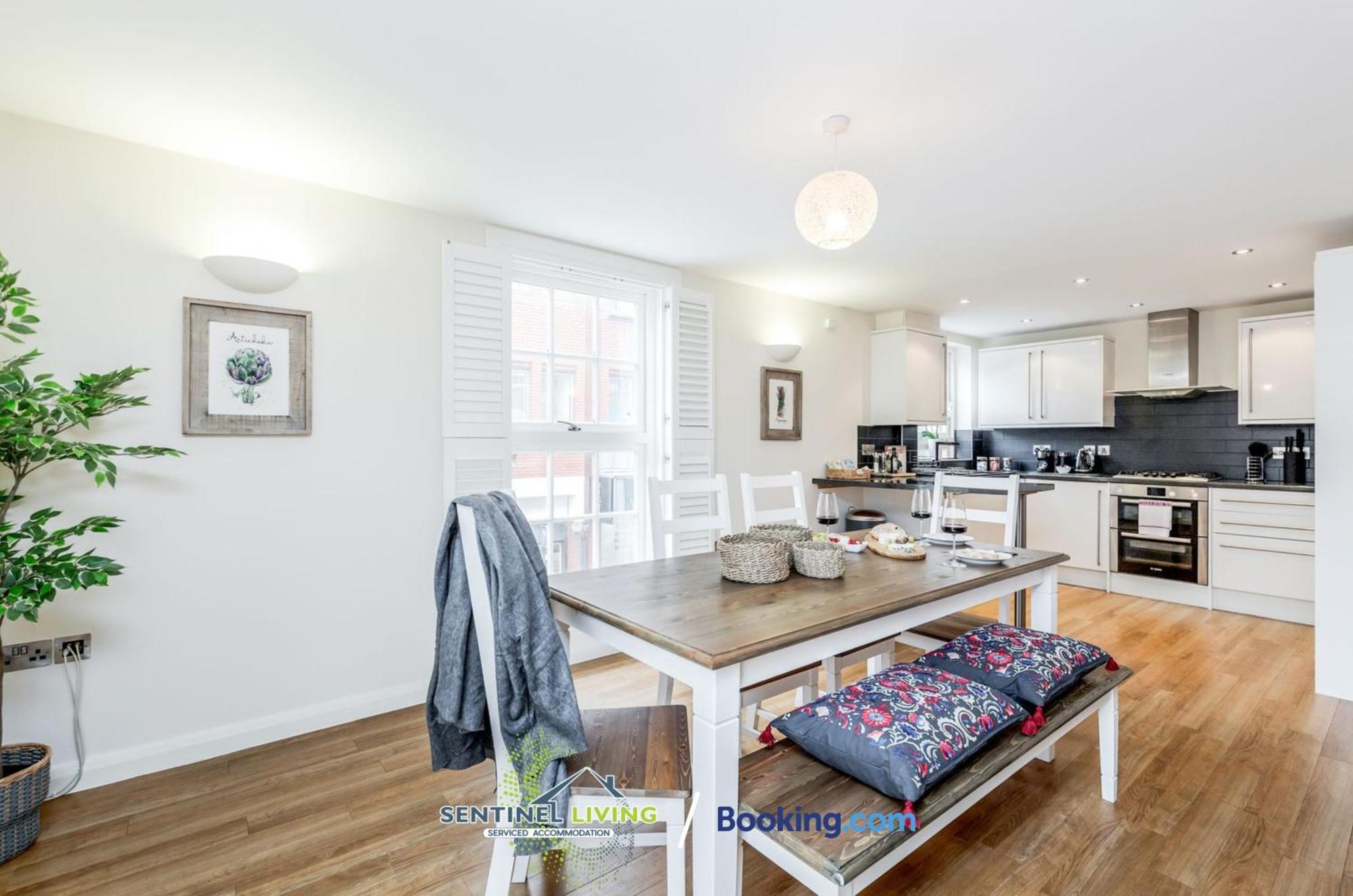Windsor Flat 2 Bed By Sentinel Living With Free Wifi And Parking Apartment Ngoại thất bức ảnh