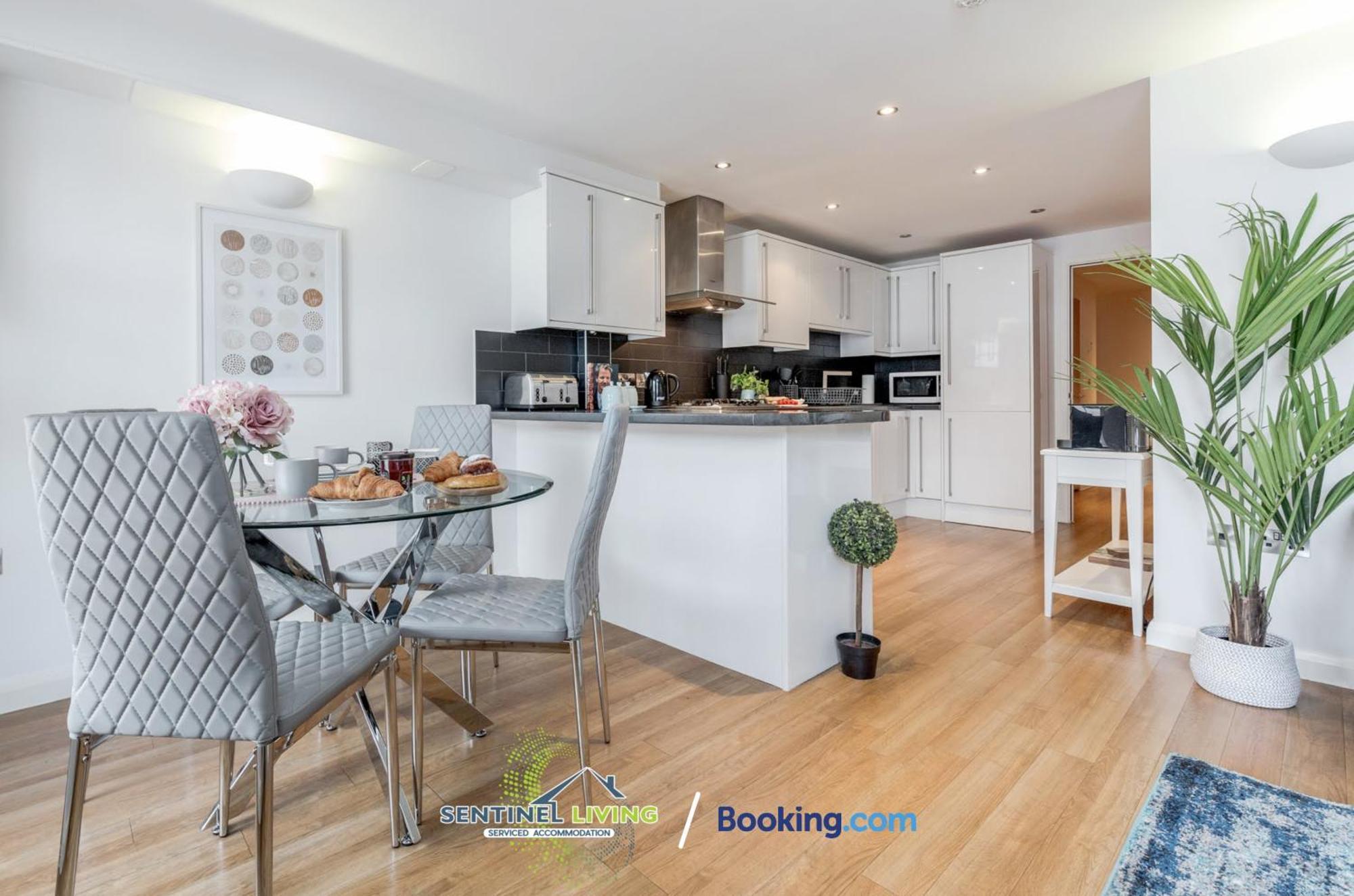 Windsor Flat 2 Bed By Sentinel Living With Free Wifi And Parking Apartment Ngoại thất bức ảnh